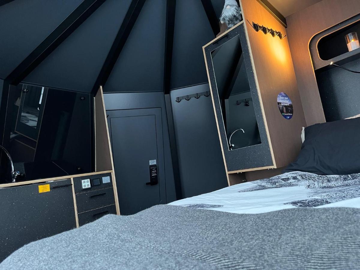 Vikajaervi Lake View Experience Igloos 로바니에미 외부 사진
