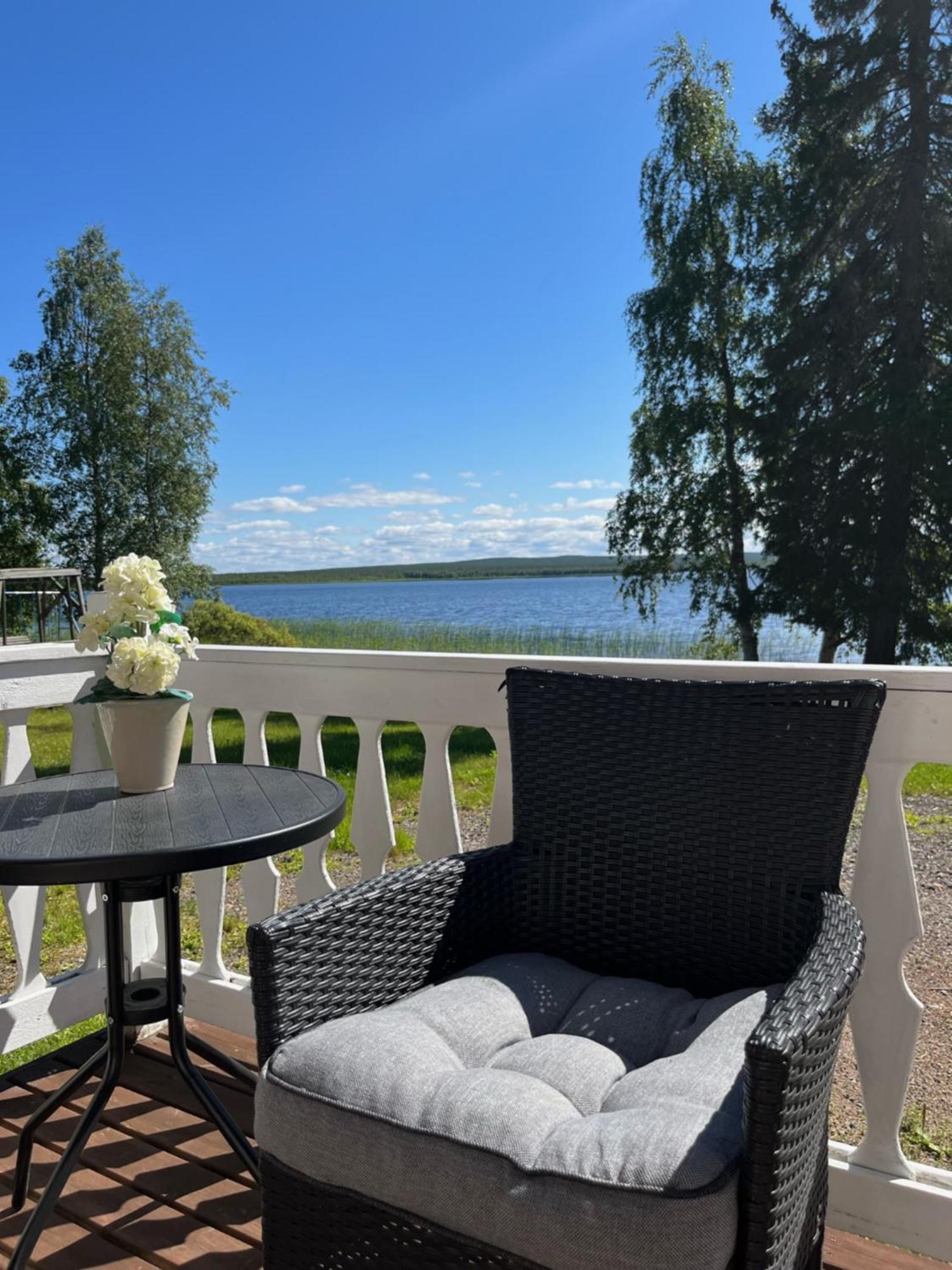 Vikajaervi Lake View Experience Igloos 로바니에미 외부 사진