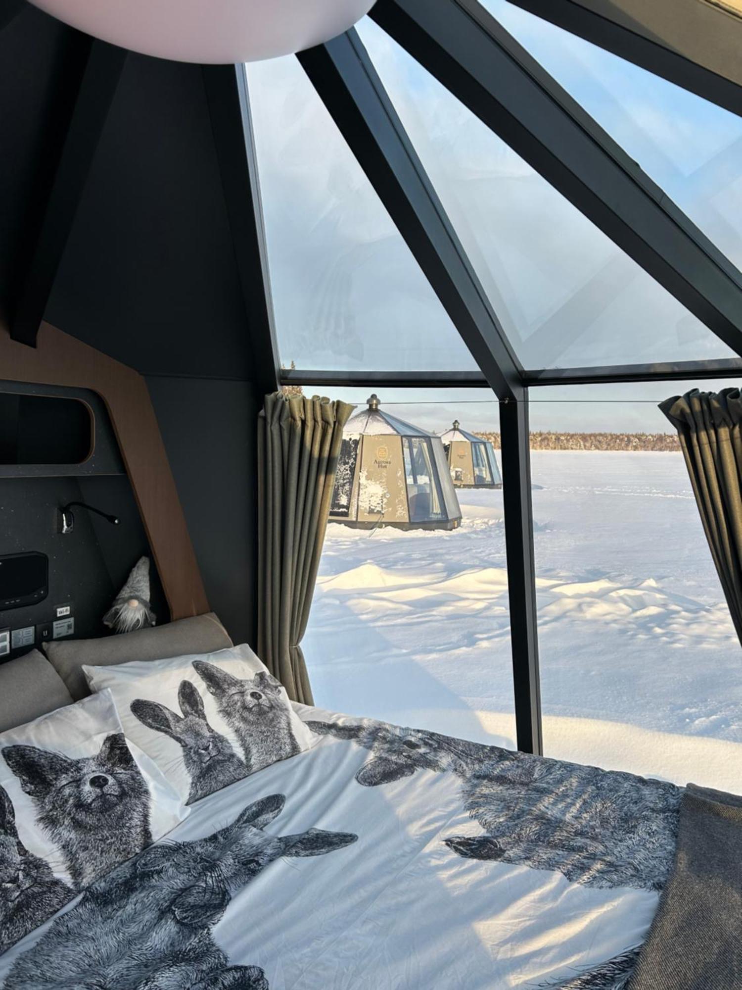 Vikajaervi Lake View Experience Igloos 로바니에미 외부 사진