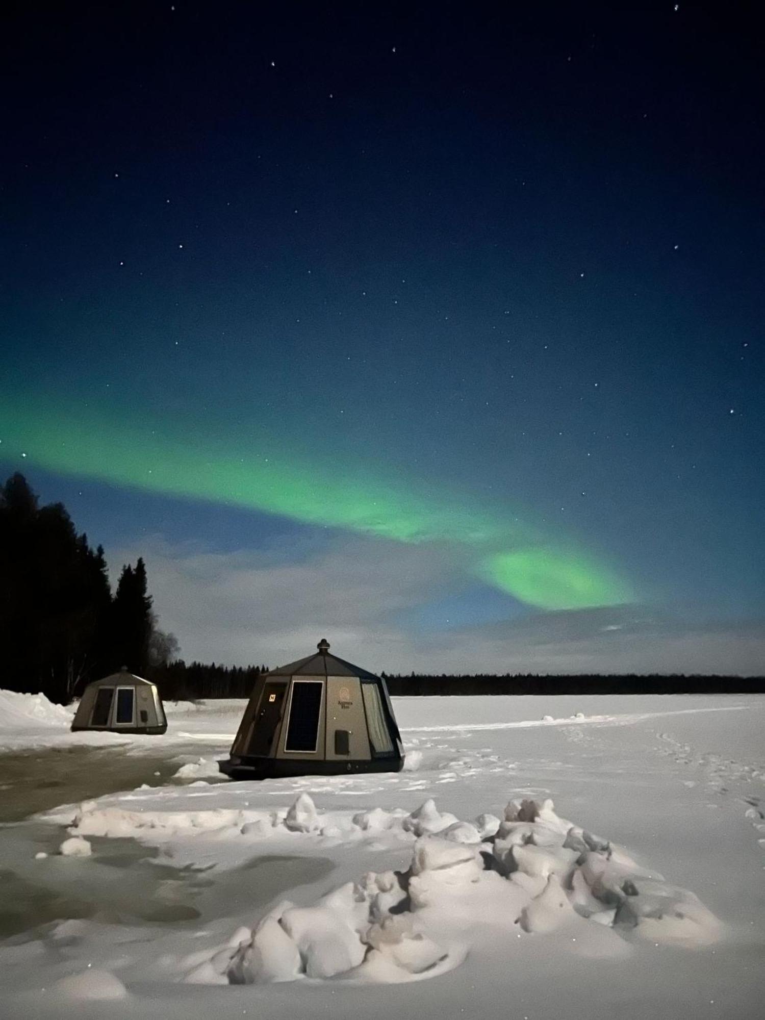 Vikajaervi Lake View Experience Igloos 로바니에미 외부 사진