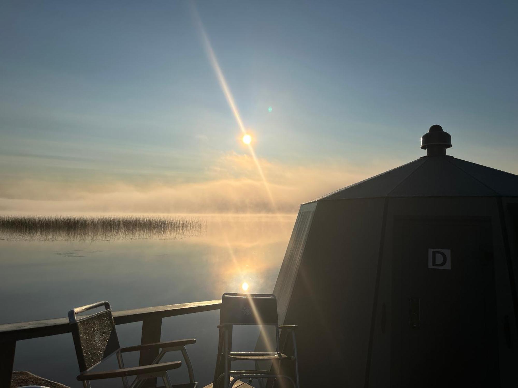Vikajaervi Lake View Experience Igloos 로바니에미 외부 사진